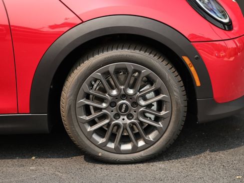 New 2026 MINI Cooper 4-Door Hardtop FWD image 5