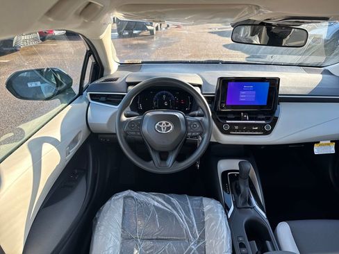 New 2026 Toyota Corolla LE image 11