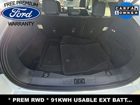 Used 2022 Ford Mustang Mach-E Premium image 17