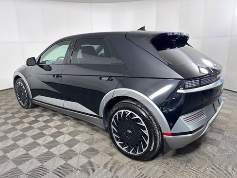 Used 2024 Hyundai Ioniq 5 Limited image 5