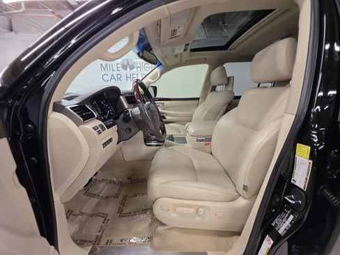 Used 2015 Lexus LX 570 4WD image 19