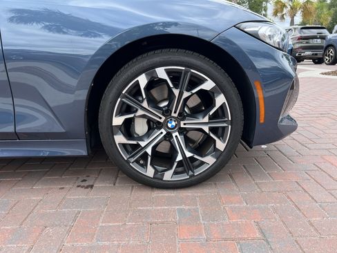 Certified 2025 BMW 330i Sedan RWD image 13