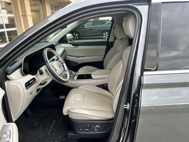 Used 2023 Hyundai Palisade Calligraphy AWD/4WD image 5