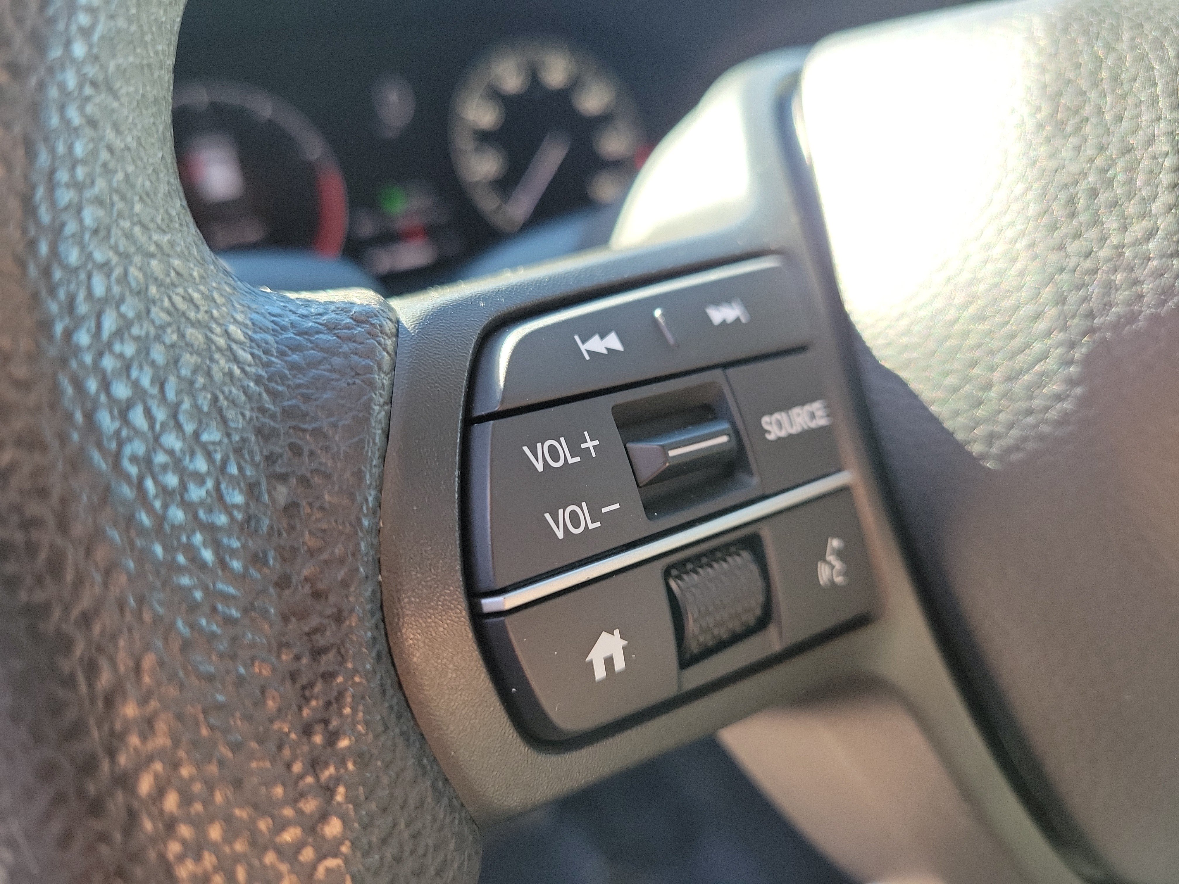 Used 2024 Honda CR-V EX image 25