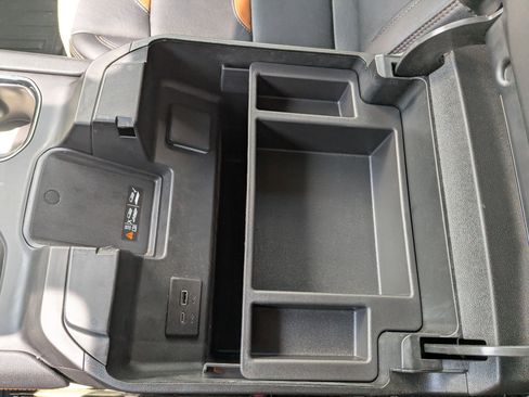 Used 2025 GMC Sierra 3500 AT4 w/ AT4 Preferred Package image 30