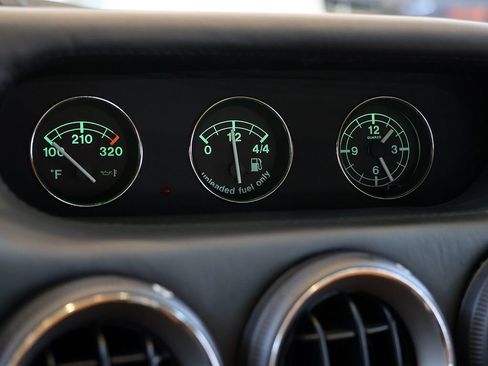 Used 2000 Ferrari 550 Maranello Coupe RWD image 94