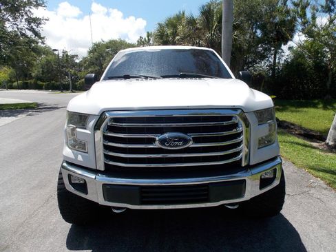 Used 2016 Ford F150 XLT w/ Equipment Group 302A Luxury AWD/4WD image 4