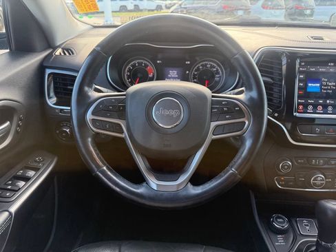 Used 2020 Jeep Cherokee Limited AWD/4WD image 11