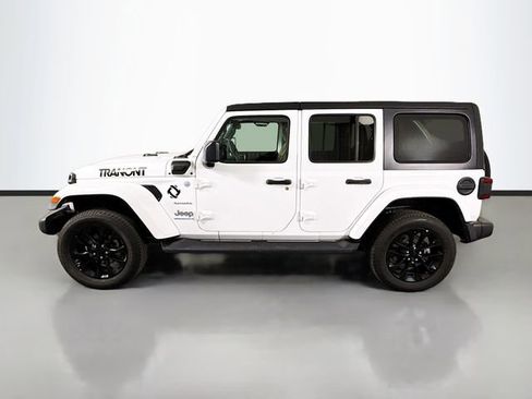 Used 2023 Jeep Wrangler Unlimited Sahara w/ Cold Weather Group image 4