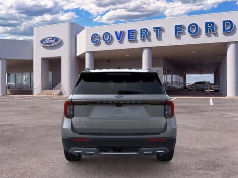 New 2026 Ford Explorer Active w/ Active Comfort Package RWD image 5