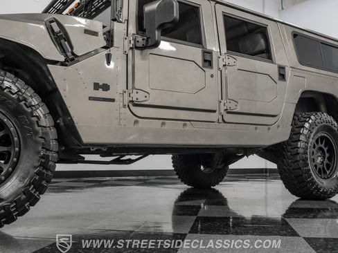 Used 2002 HUMMER H1 4-Door Wagon image 22