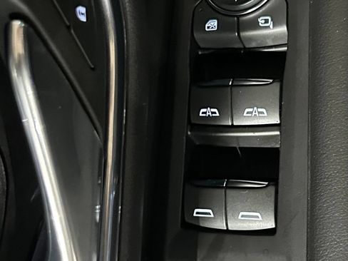 Used 2023 Chevrolet Suburban Premier AWD/4WD image 34