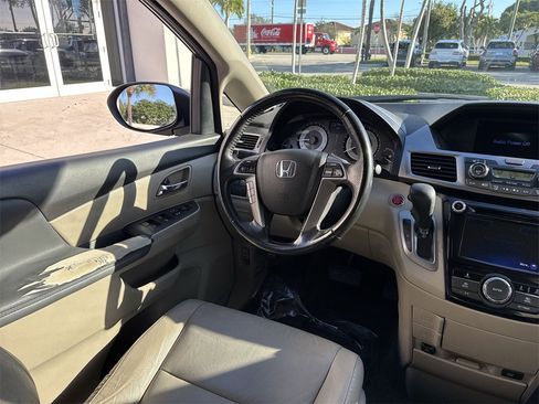 Used 2017 Honda Odyssey EX-L image 22