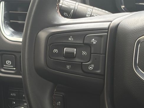 Used 2023 GMC Yukon AT4 AWD/4WD image 11