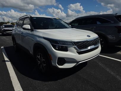 Certified 2021 Kia Seltos EX