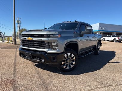 Used 2024 Chevrolet Silverado 2500 Custom w/ Custom Value Package