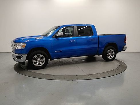 Used 2024 RAM 1500 Laramie AWD/4WD image 5