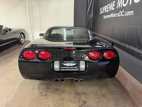 Used 2002 Chevrolet Corvette Z06 w/ Memory Pkg image 7
