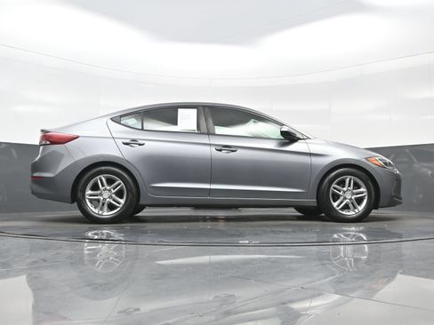Used 2017 Hyundai Elantra SE w/ SE A/T Tech Package 03 FWD image 29