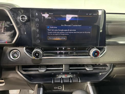 Used 2023 Chevrolet Colorado Trail Boss w/ Technology Package AWD/4WD image 14