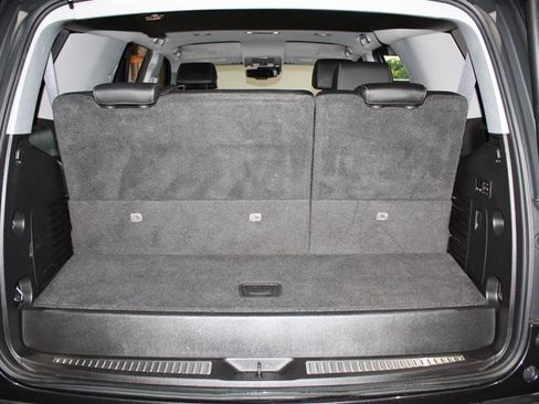 Used 2015 Chevrolet Tahoe LTZ image 34