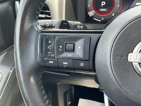Used 2023 Nissan Rogue Platinum w/ Platinum Premium Package AWD/4WD image 16