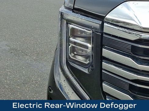 Used 2023 GMC Sierra 1500 SLT image 12