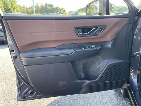 Certified 2026 Subaru Outback Touring AWD/4WD image 5