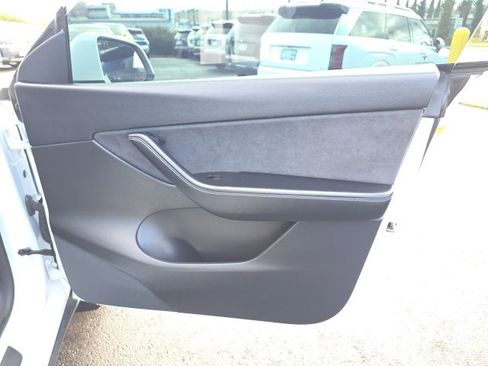 Used 2021 Tesla Model Y Performance image 16