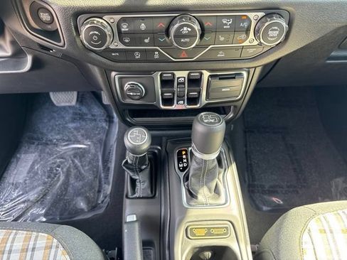 New 2026 Jeep Gladiator Sport AWD/4WD image 16