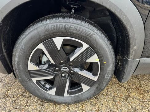 New 2026 Nissan Kicks SV w/ SV Premium Package image 34