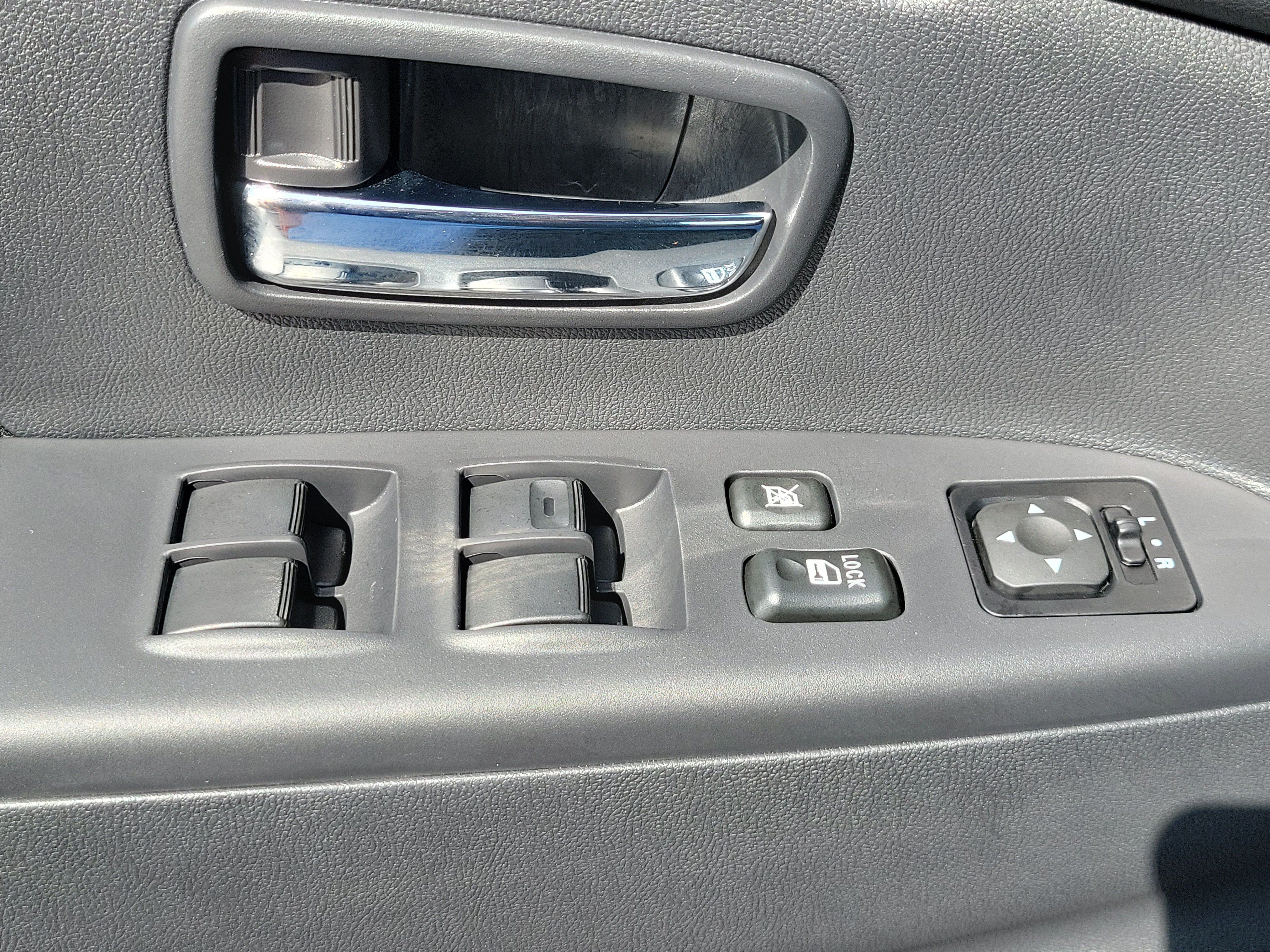 Used 2026 Mitsubishi Outlander Sport LE AWD/4WD image 26