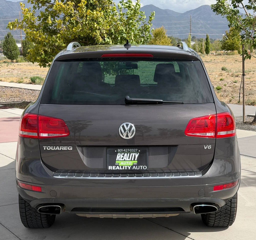 Used 2013 Volkswagen Touareg VR6 AWD/4WD image 7