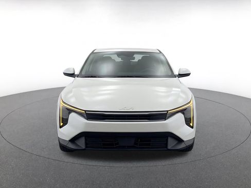 Used 2026 Kia K4 FWD image 2