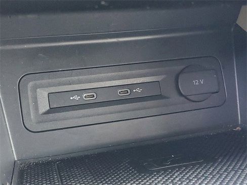 Used 2022 Volkswagen Atlas SE image 28