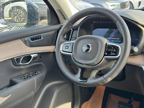 New 2026 Volvo XC90 T8 Plus w/ Protection Package Premier image 7