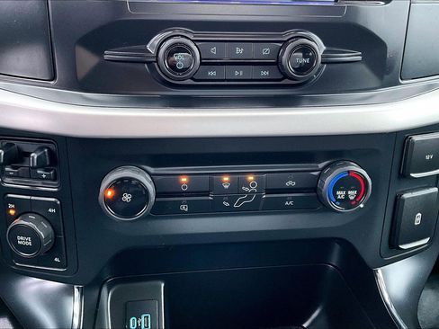 Used 2022 Ford F150 XL w/ Trailer Tow Package image 17