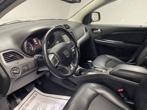Used 2017 Dodge Journey Crossroad w/ Popular Equipment Group FWD image 11