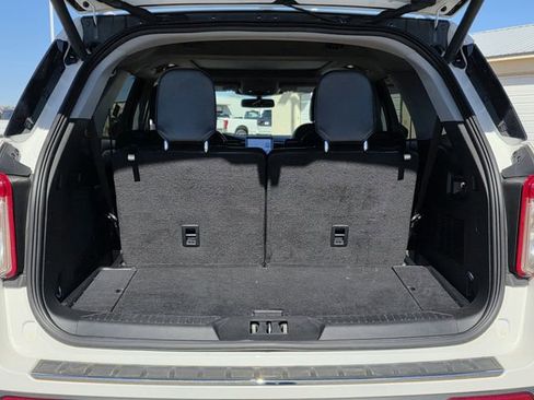 Used 2023 Ford Explorer Limited w/ Equipment Group 301A image 29