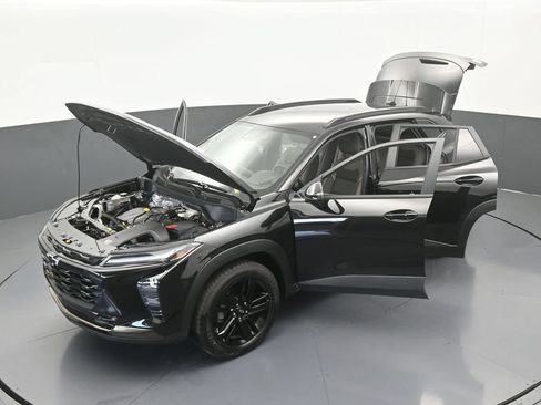 Used 2025 Chevrolet Trax ACTIV FWD image 62
