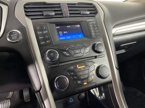 Used 2018 Ford Fusion S image 27