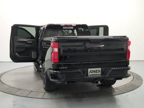 Used 2024 Chevrolet Silverado 1500 High Country w/ Midnight Edition AWD/4WD image 14