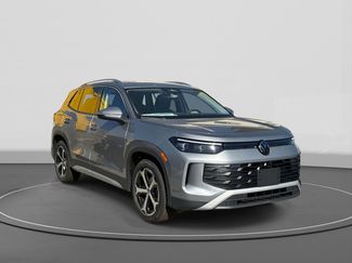 New 2026 Volkswagen Tiguan SE video 1