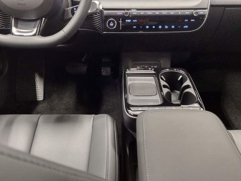 New 2026 Hyundai Ioniq 5 SEL image 35