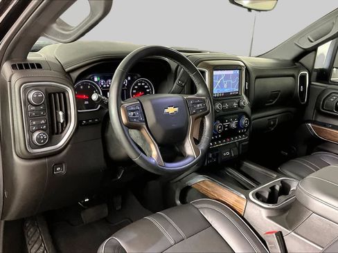 Used 2023 Chevrolet Silverado 2500 High Country w/ Z71 Off-Road Package AWD/4WD image 17
