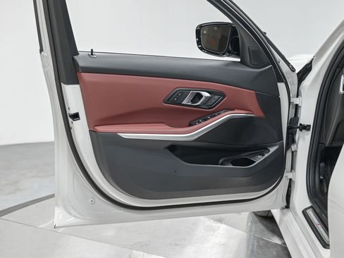 Used 2025 BMW M340i xDrive M340i xDrive image 12