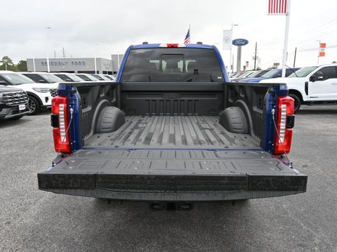 New 2026 Ford F250 Lariat w/ Black Appearance Package AWD/4WD image 6