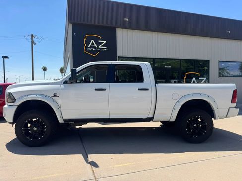 Used 2017 RAM 3500 Tradesman w/ Chrome Appearance Group AWD/4WD image 9