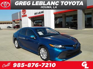 Used 2019 Toyota Camry LE image 1