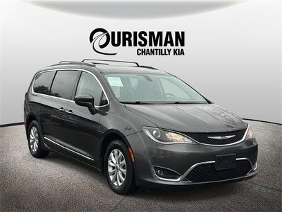 Used 2017 Chrysler Pacifica Touring-L